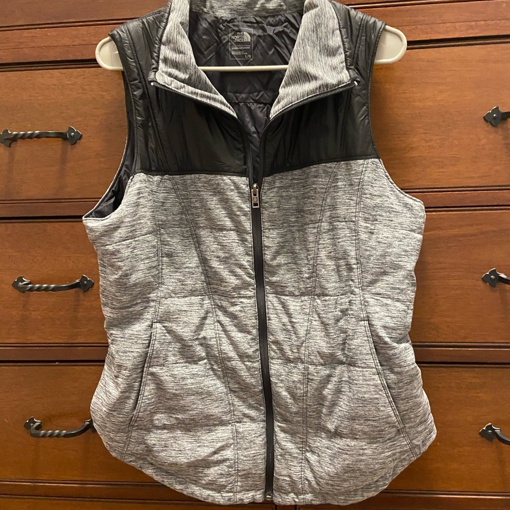 Thin north face vest (not puffy)